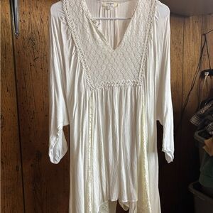 Umgee White Crochet V-Neck Boho Tunic